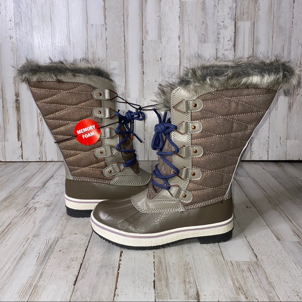 Time and Tru Women’s Tall Lace Winter Boots